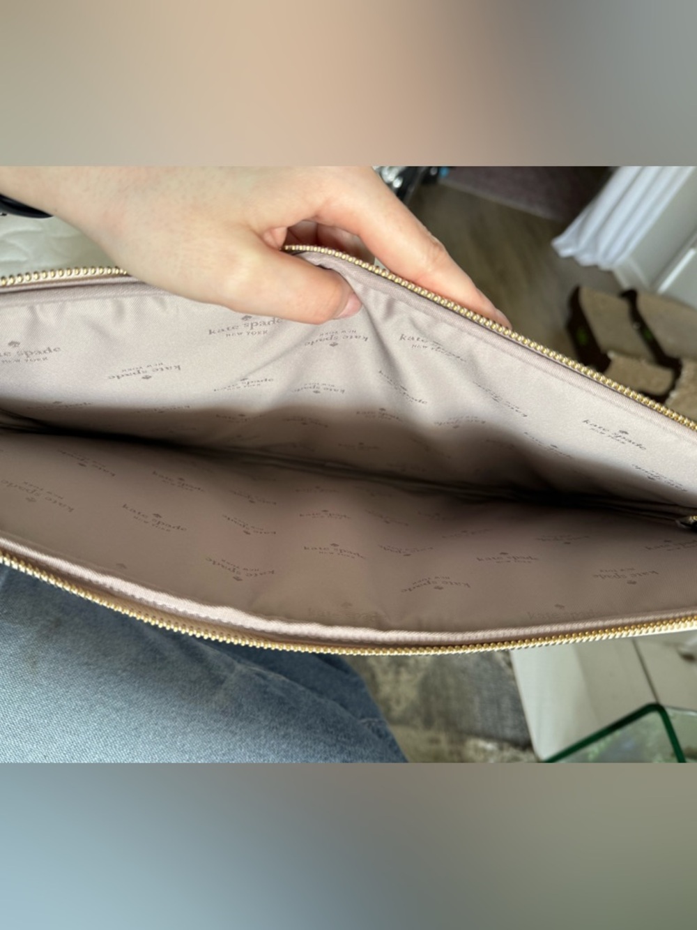 Kate Spade laptop sleeve like new - Picture 3 of 8